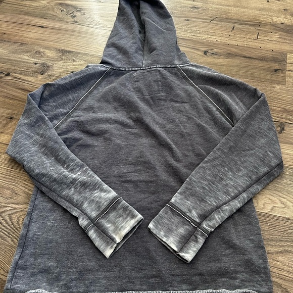 O’Neil Catch the Rays Hoody size medium - Picture 4 of 6